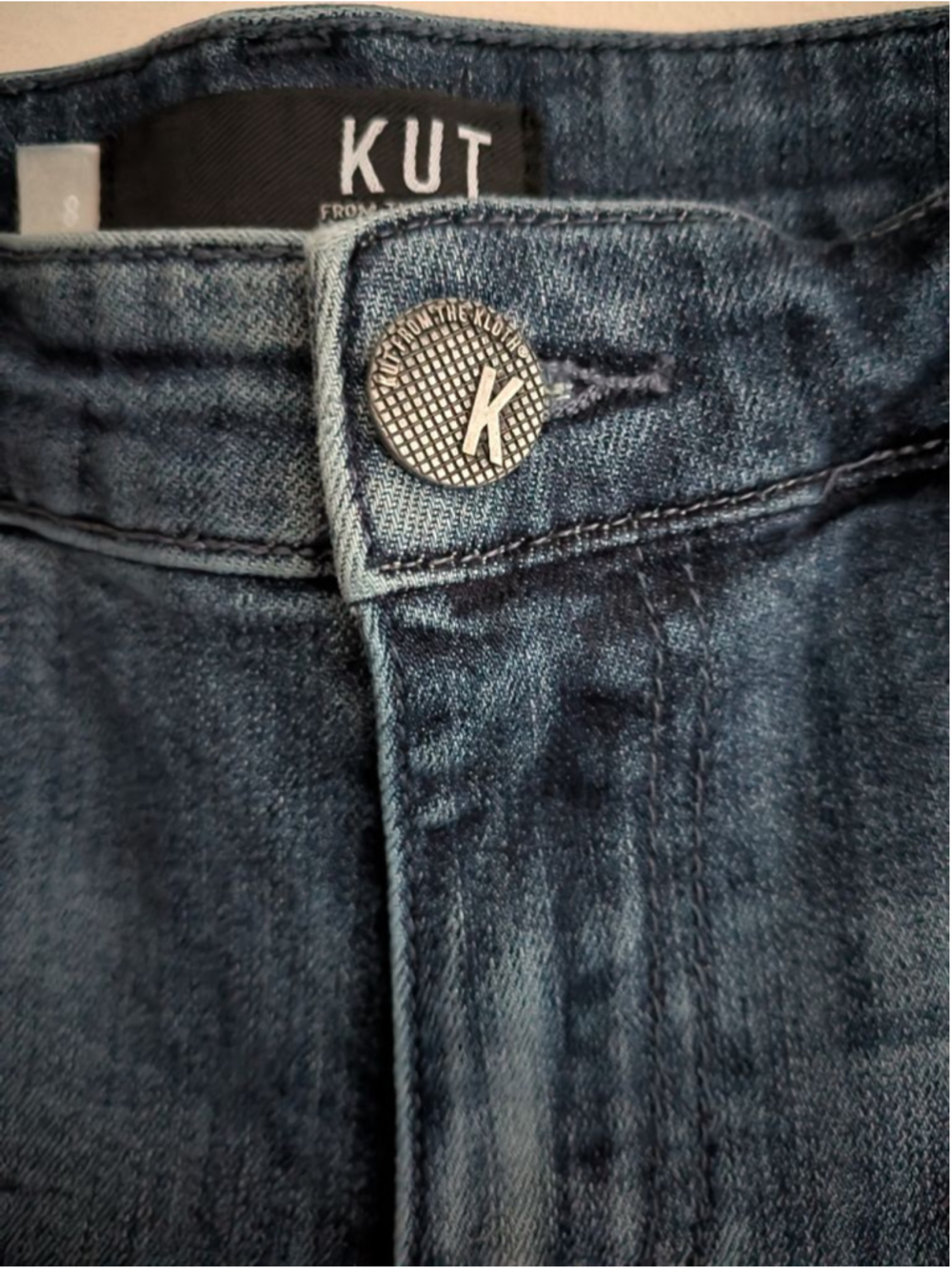 KUT From The Kloth Gidget Fray Denim Shorts Size 8 - Picture 5 of 9
